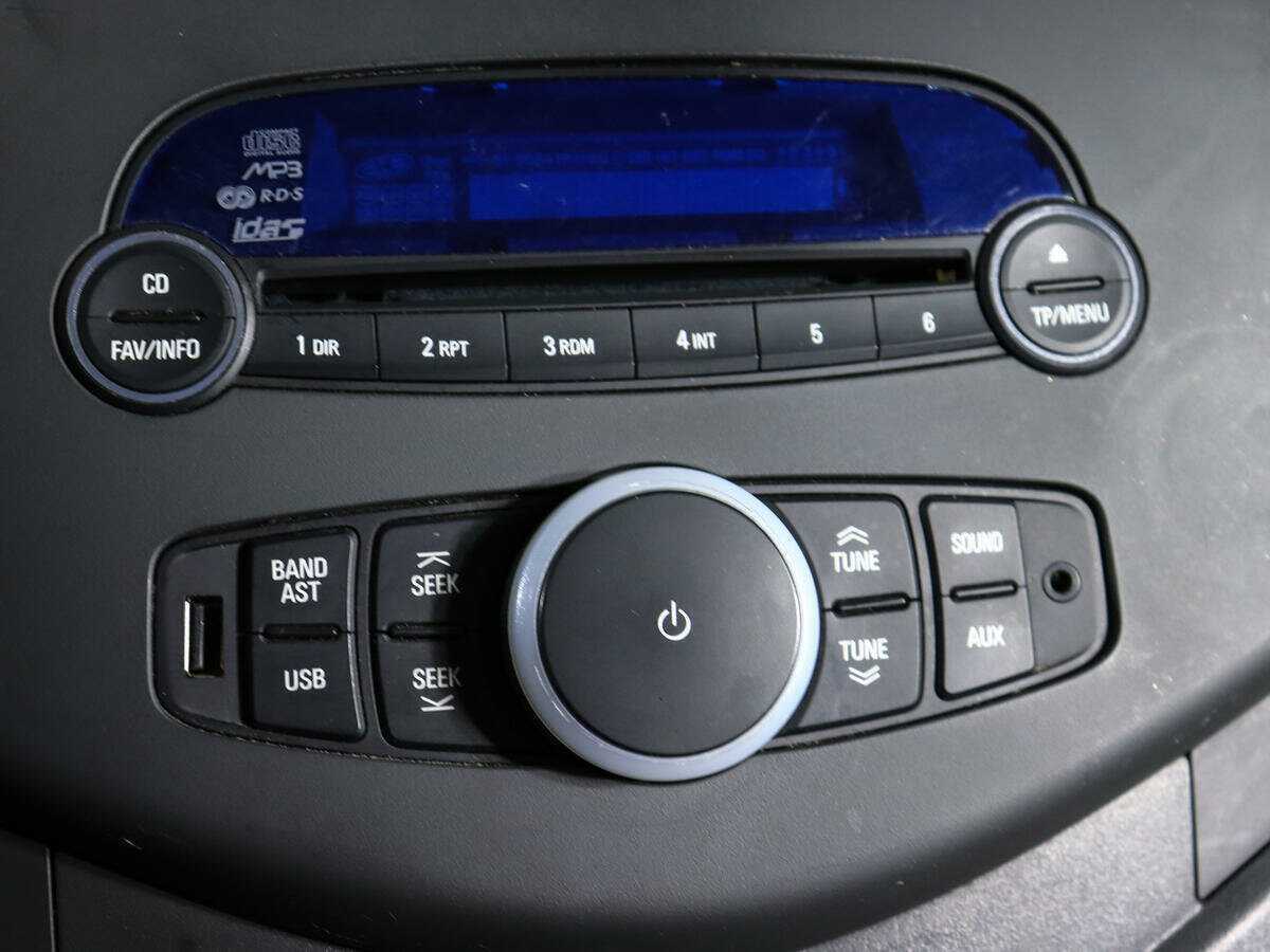 Chevrolet Spark, 2012 - Фото №16