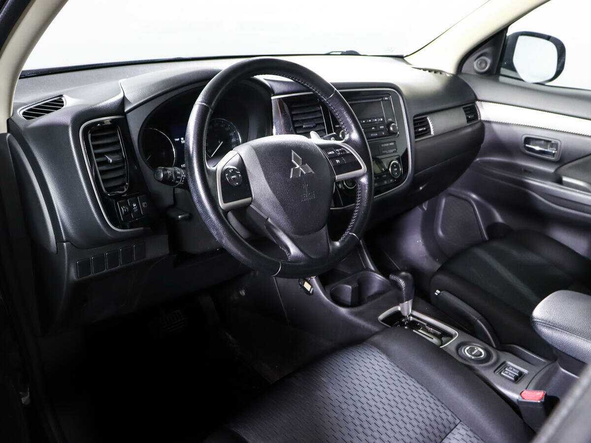 Mitsubishi Outlander, 2013 - Фото №13