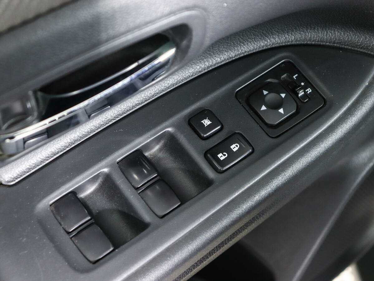 Mitsubishi Outlander, 2013 - Фото №14