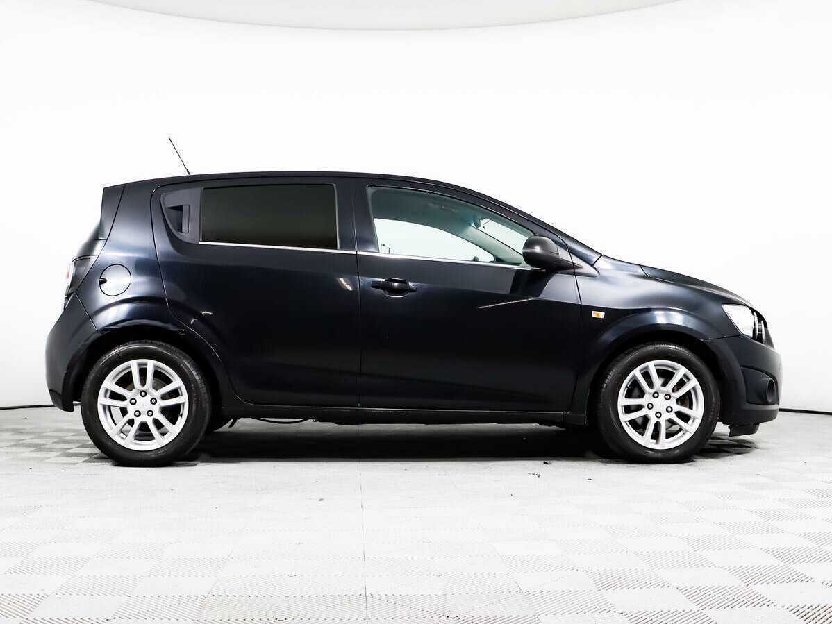 Chevrolet Aveo, 2014 - Фото №3