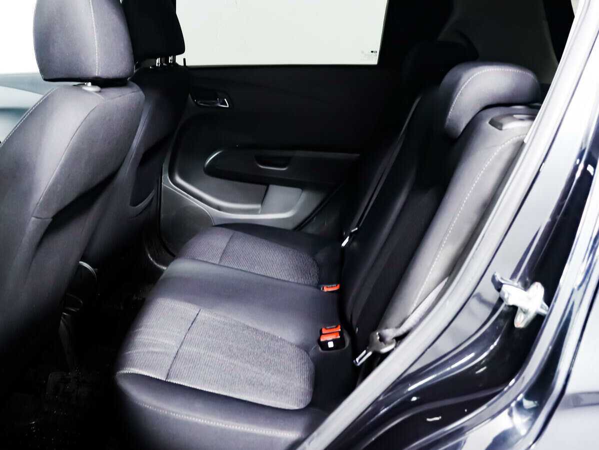 Chevrolet Aveo, 2014 - Фото №11