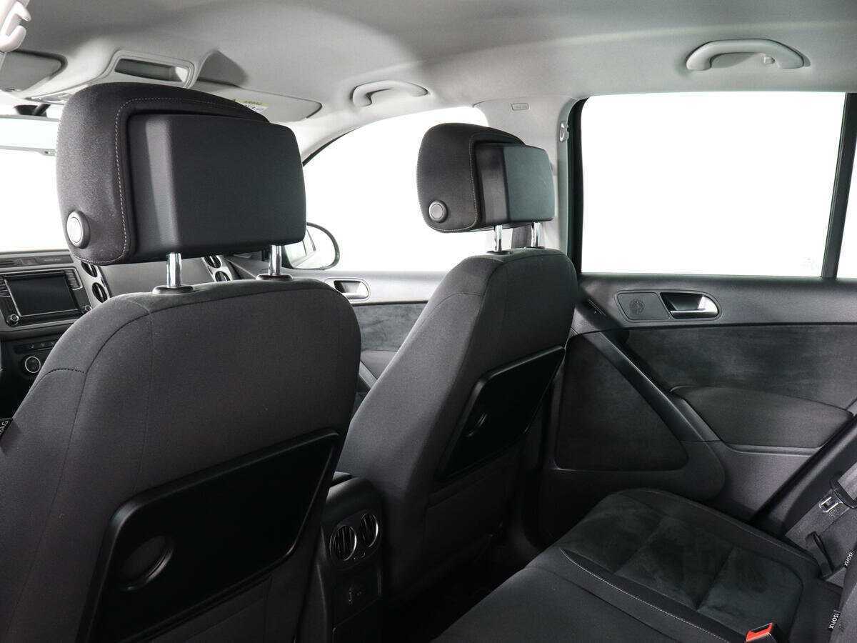 Volkswagen Tiguan AMT, 2016 - Фото №11