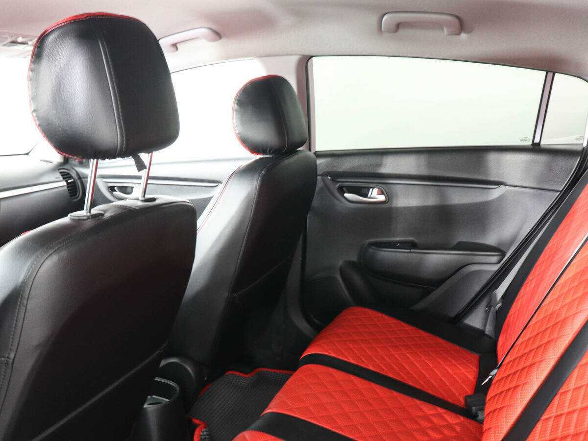 Kia Rio X-Line, 2020 - Фото №9