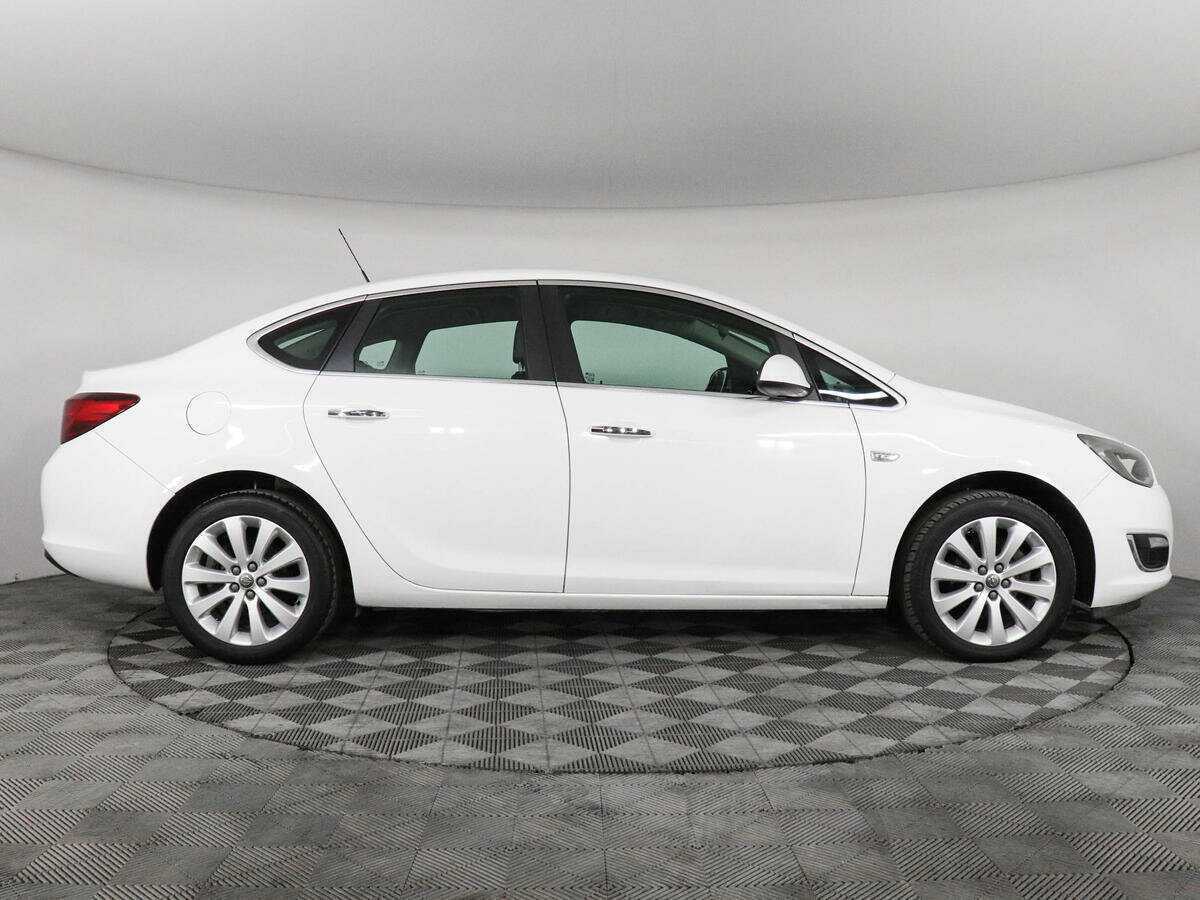 Opel Astra, 2013 - Фото №3