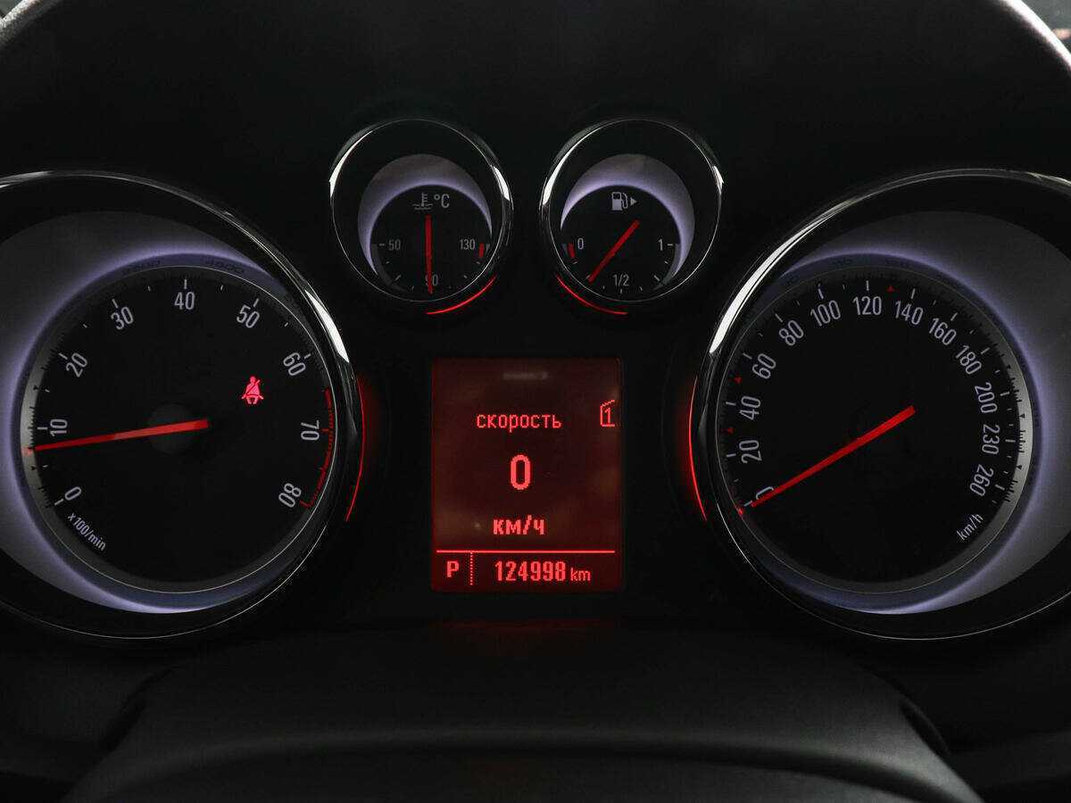 Opel Astra, 2013 - Фото №10