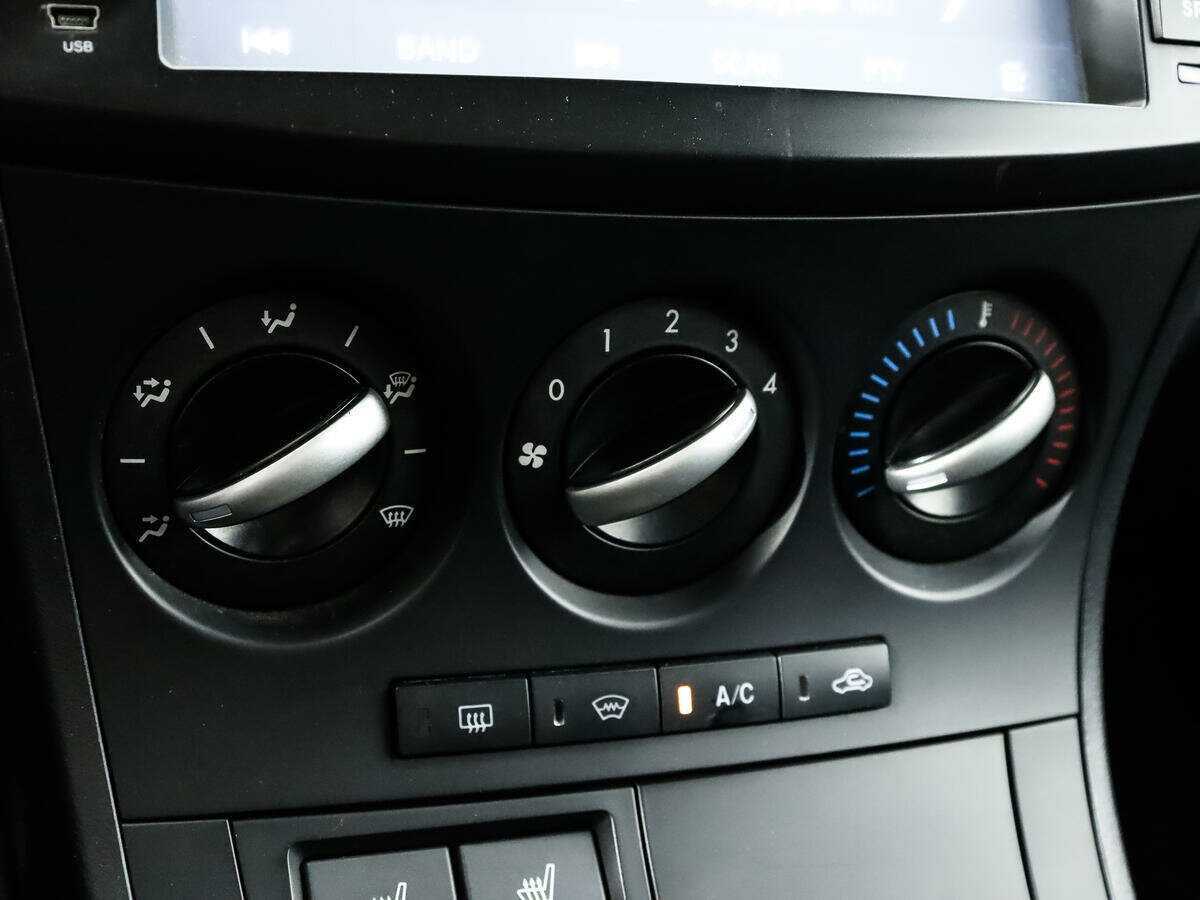 Mazda 3, 2013 - Фото №14