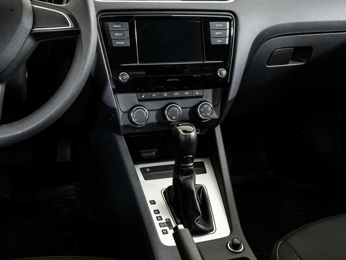 Skoda Octavia, 2018 - Фото №11