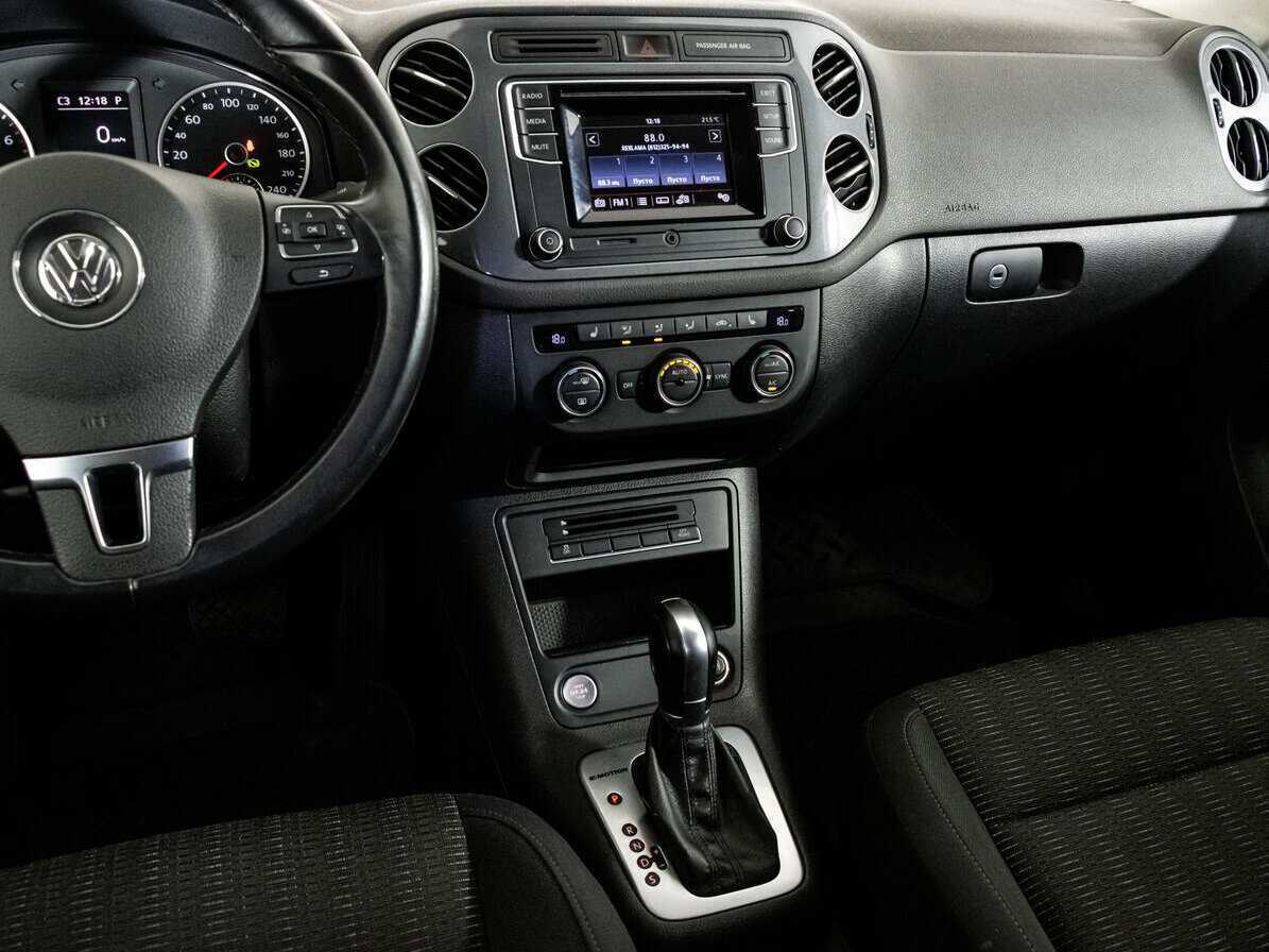 Volkswagen Tiguan, 2016 - Фото №10