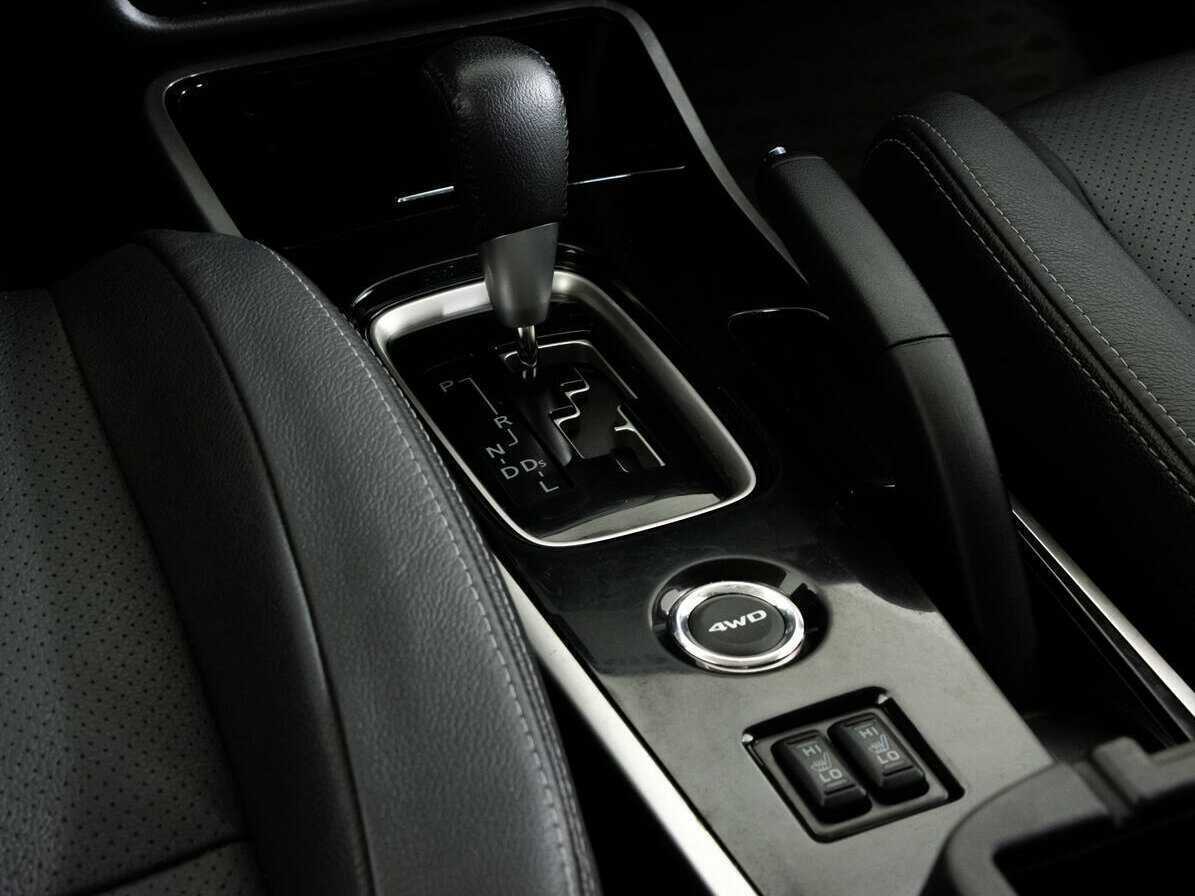 Mitsubishi Outlander, 2018 - Фото №11