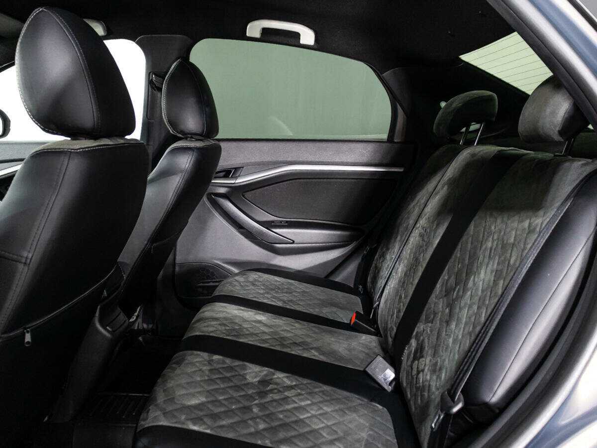 Lada (ВАЗ) Vesta, 2020 - Фото №9