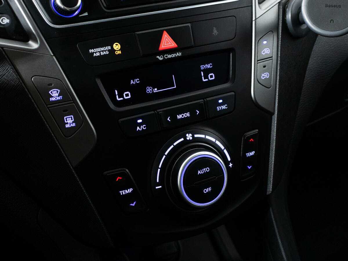 Hyundai Santa Fe, 2016 - Фото №16