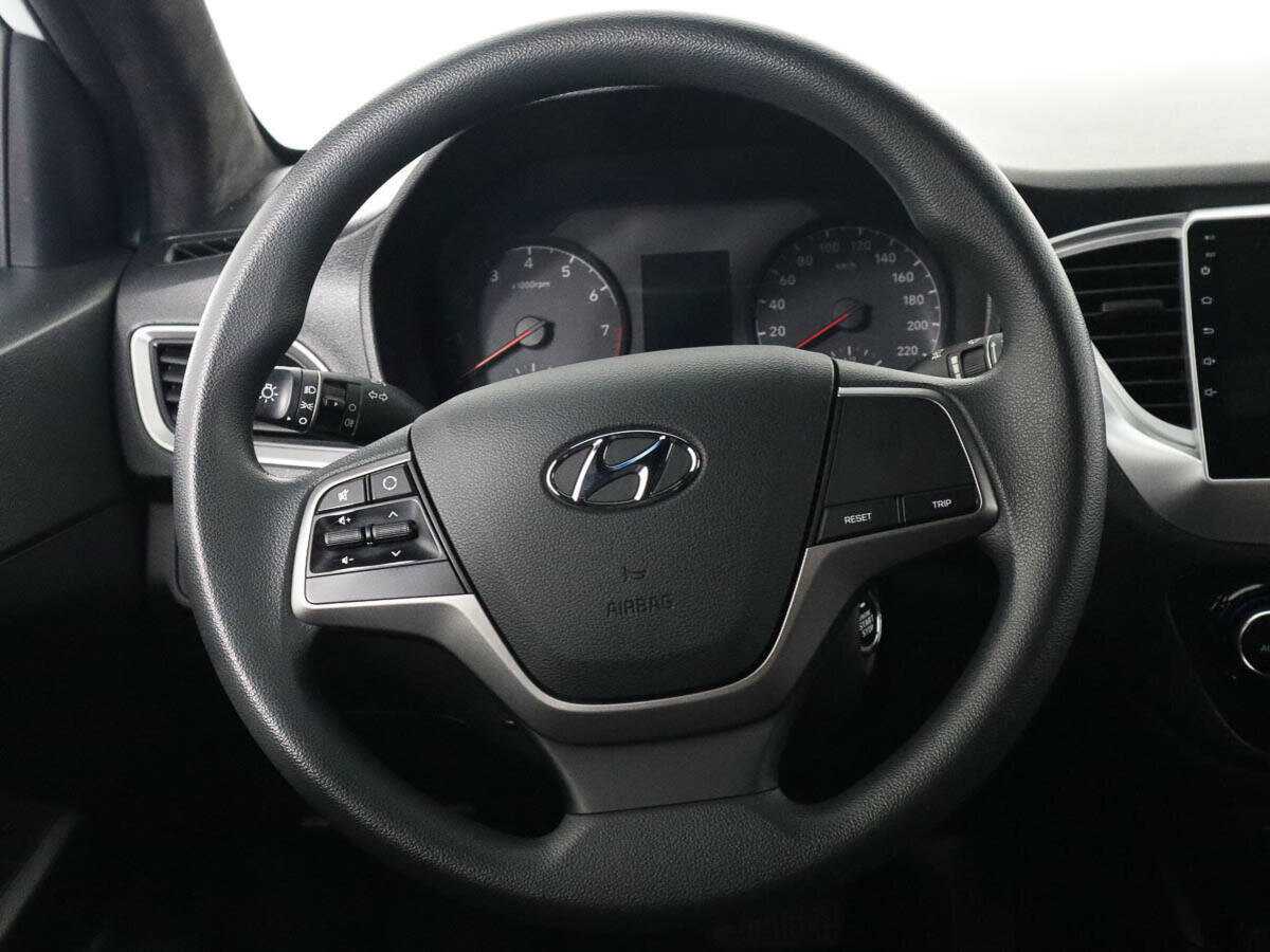 Hyundai Solaris, 2018 - Фото №10