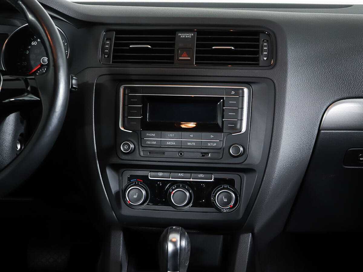 Volkswagen Jetta, 2016 - Фото №5