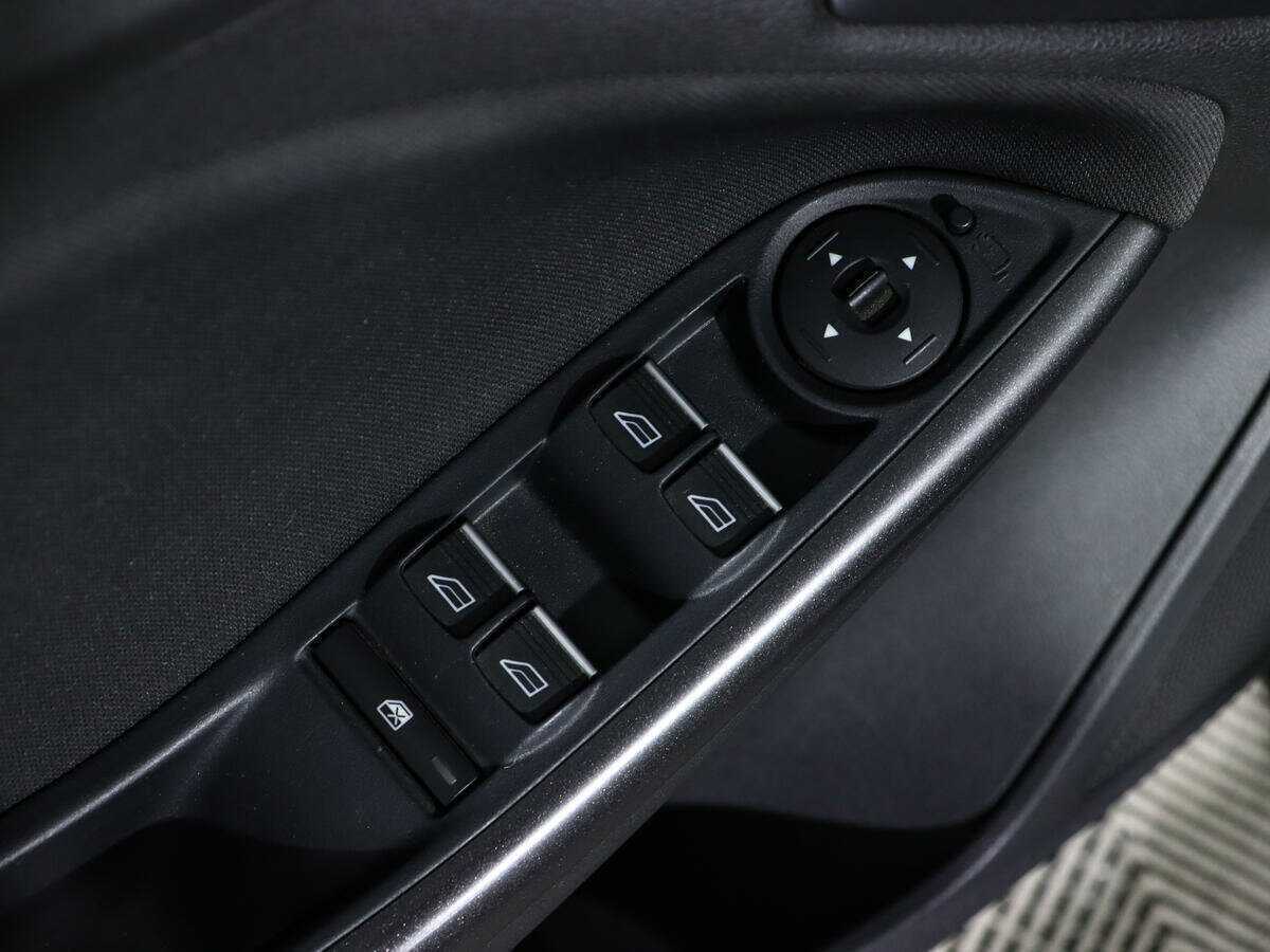 Ford Focus, 2018 - Фото №12