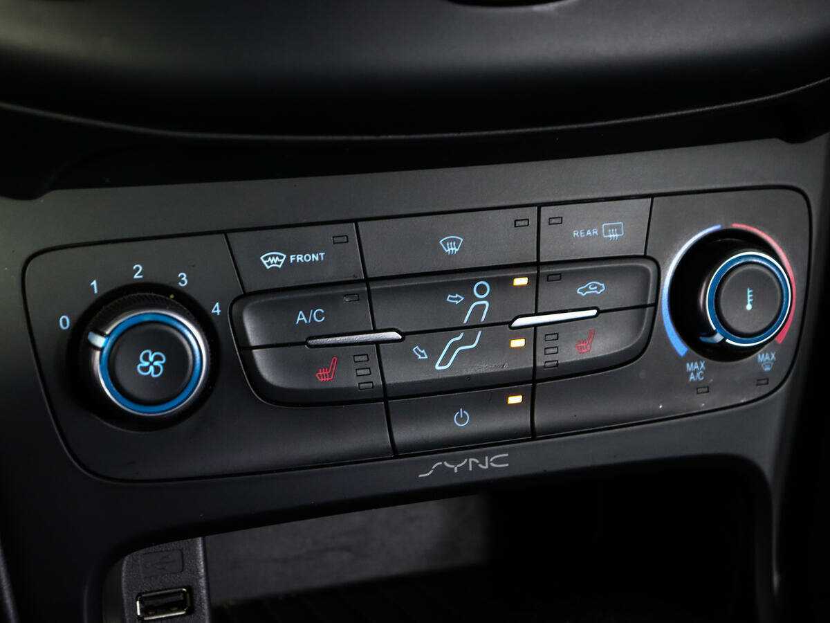 Ford Focus, 2018 - Фото №15