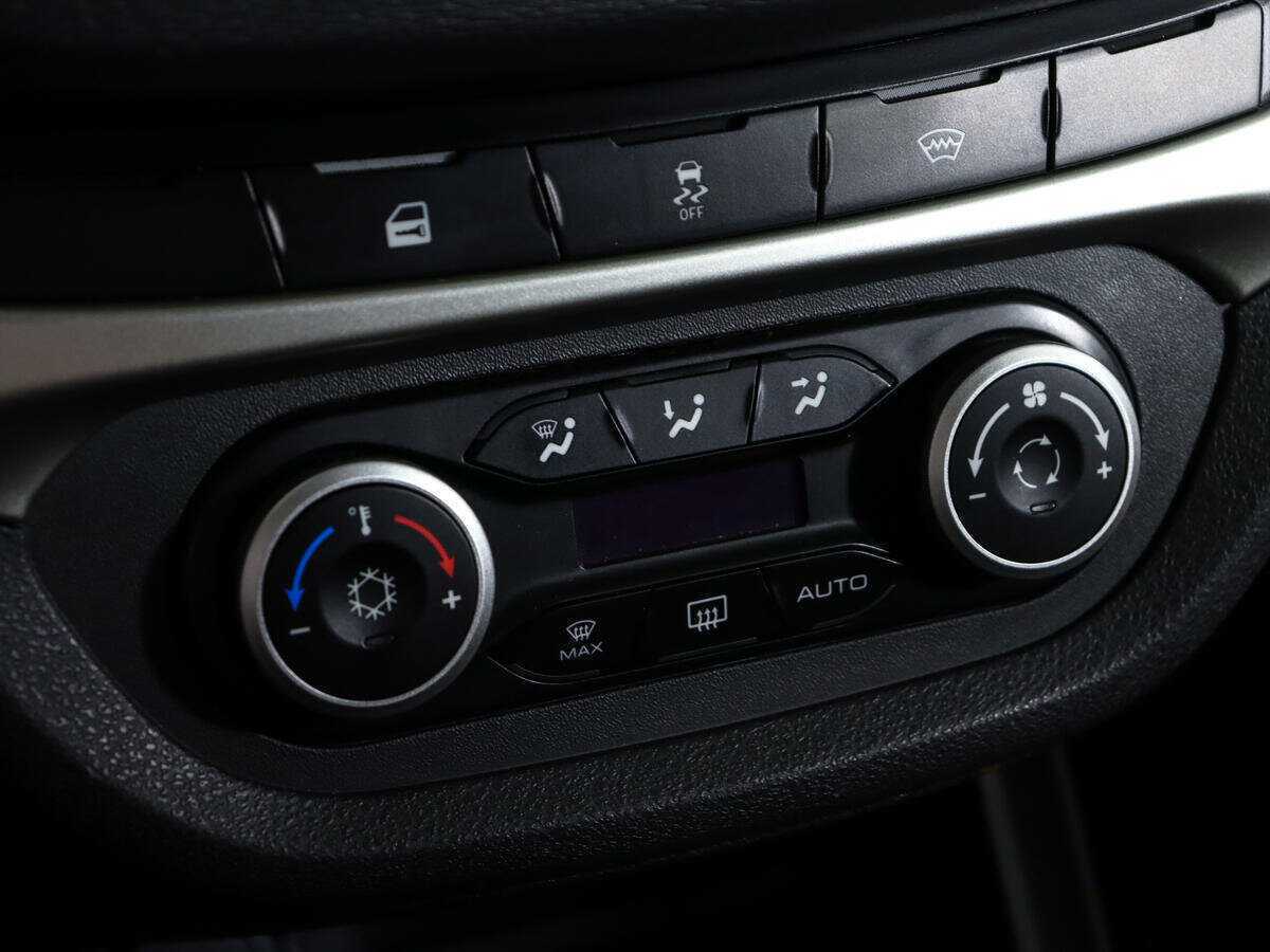 Lada (ВАЗ) Vesta SW Cross, 2019 - Фото №16