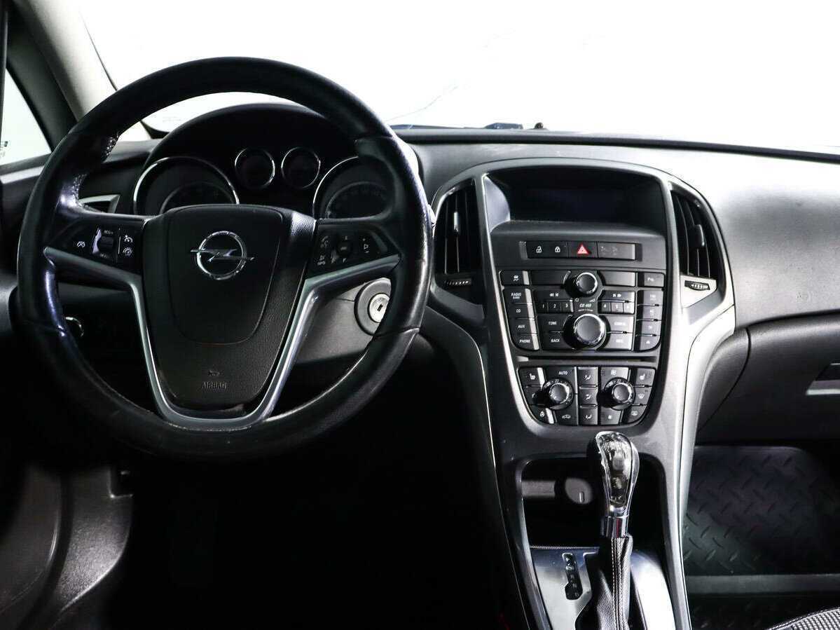 Opel Astra, 2013 - Фото №9