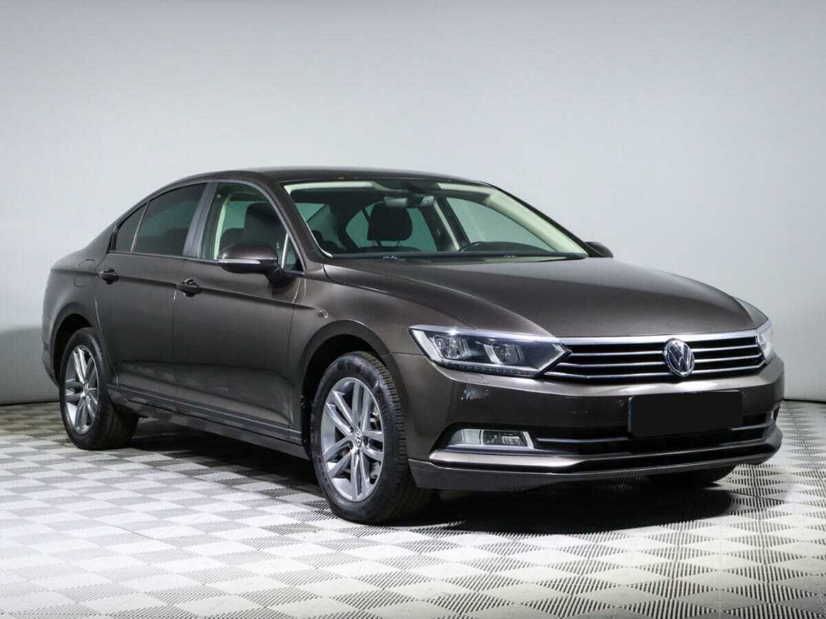 Volkswagen Passat, 2016 - Фото №2