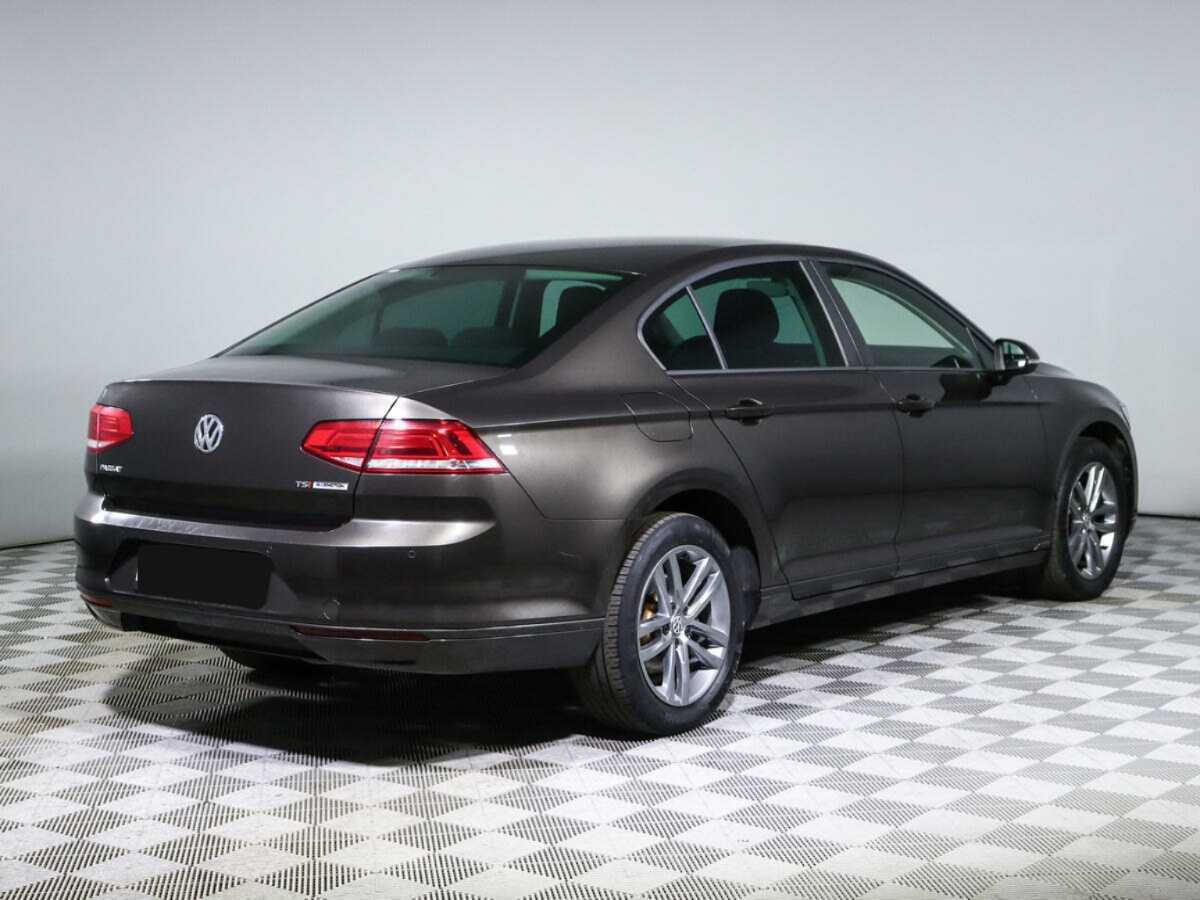 Volkswagen Passat, 2016 - Фото №3