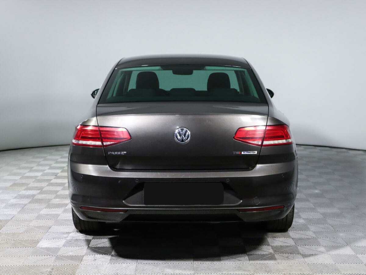 Volkswagen Passat, 2016 - Фото №4