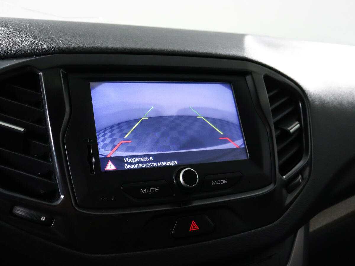 Lada (ВАЗ) Vesta, 2019 - Фото №11