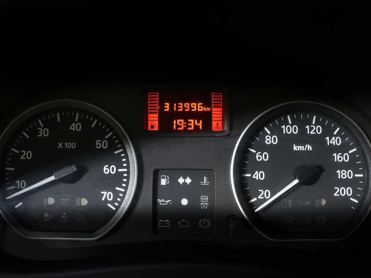 Nissan Almera, 2018 - Фото №8