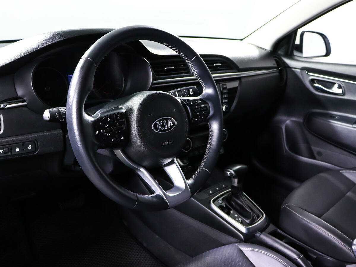 Kia Rio X-Line, 2020 - Фото №11