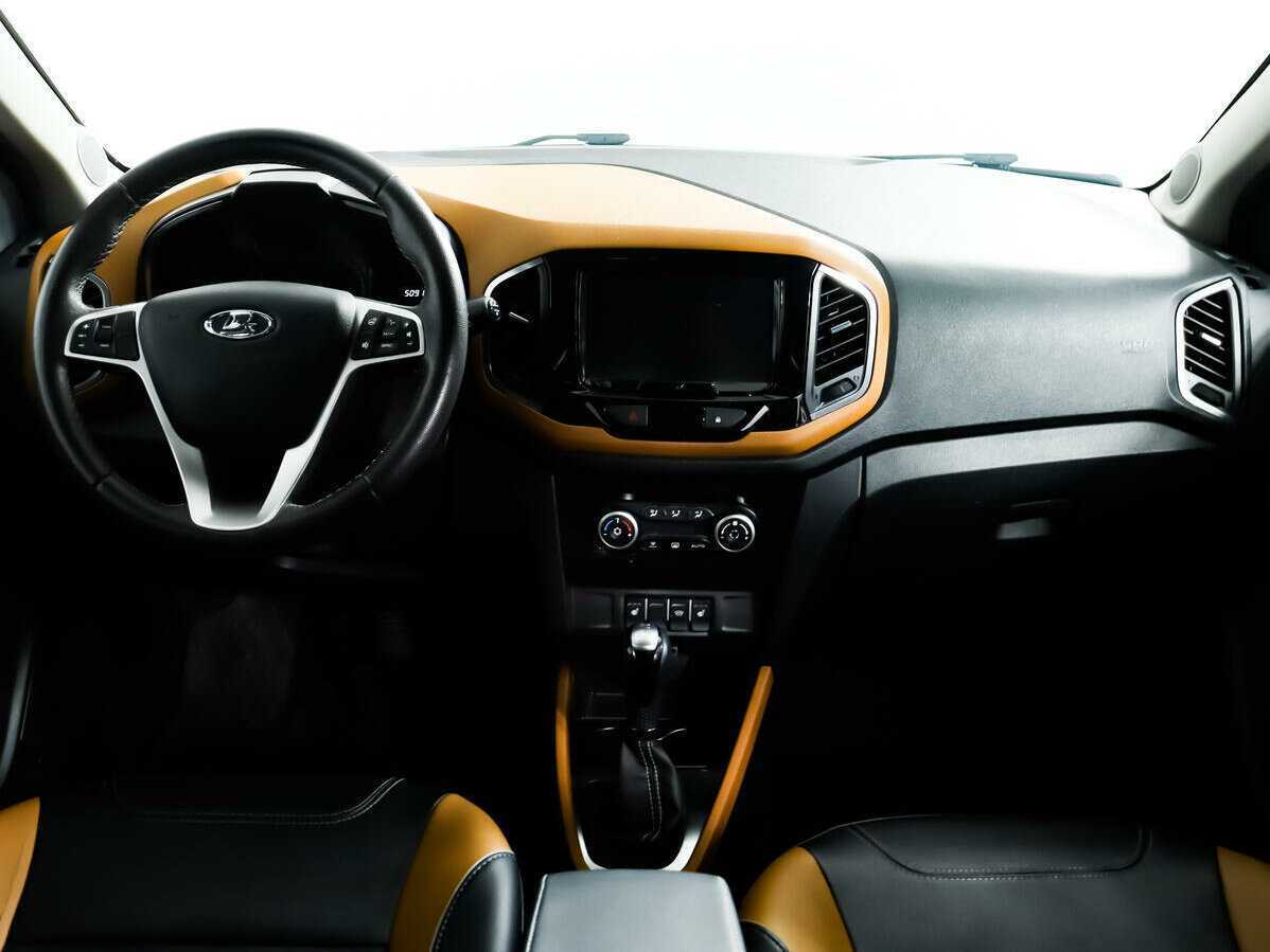 Lada (ВАЗ) XRAY Cross, 2020 - Фото №10