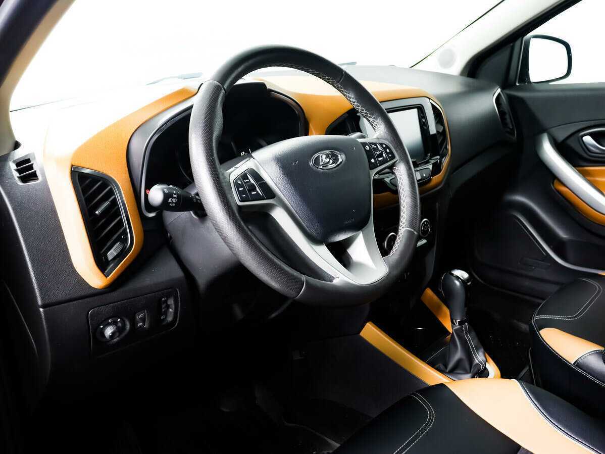 Lada (ВАЗ) XRAY Cross, 2020 - Фото №12