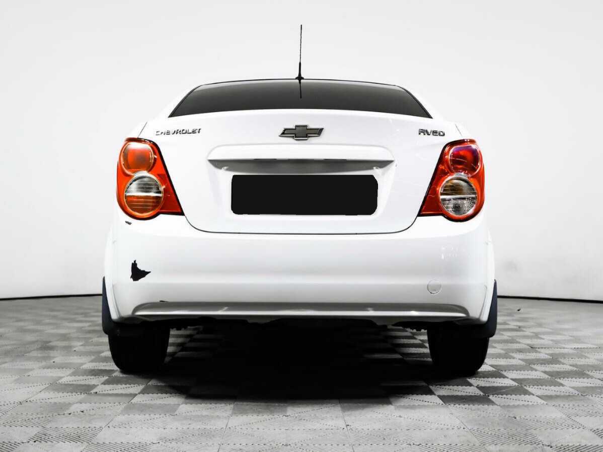 Chevrolet Aveo, 2014 - Фото №5