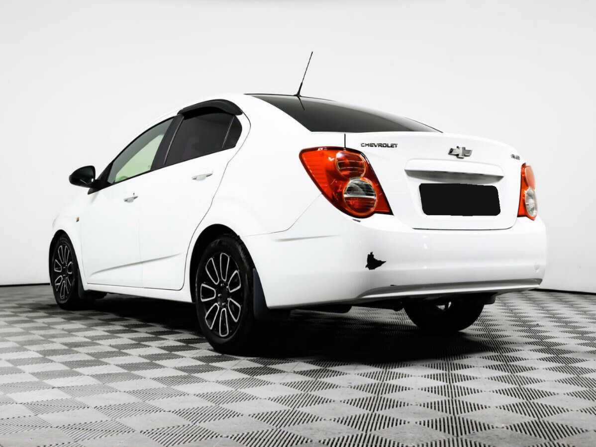 Chevrolet Aveo, 2014 - Фото №6