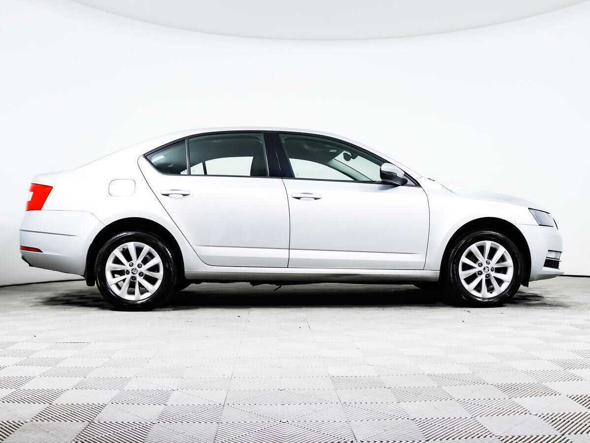 Skoda Octavia, 2018 - Фото №3
