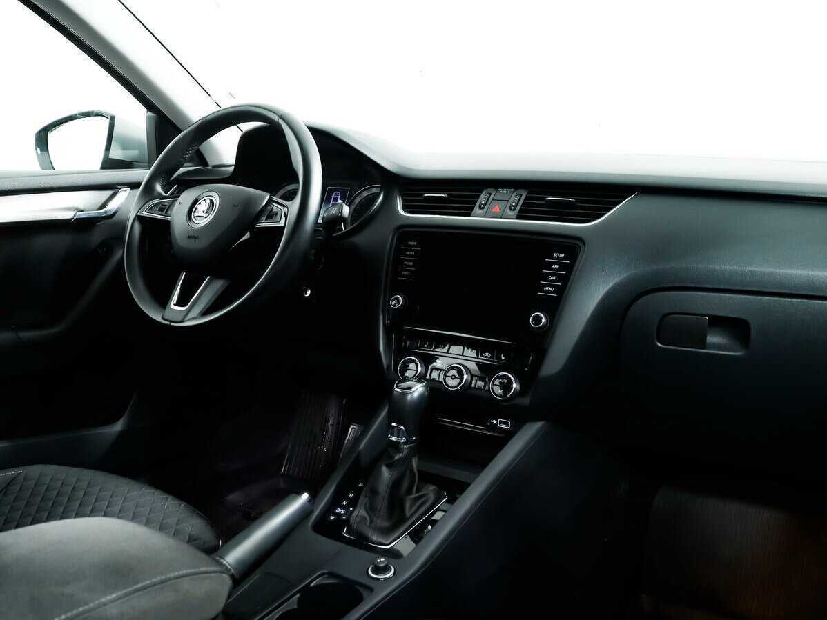 Skoda Octavia, 2018 - Фото №8