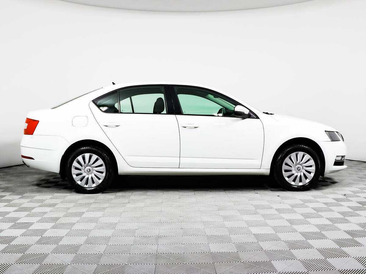 Skoda Octavia, 2018 - Фото №3