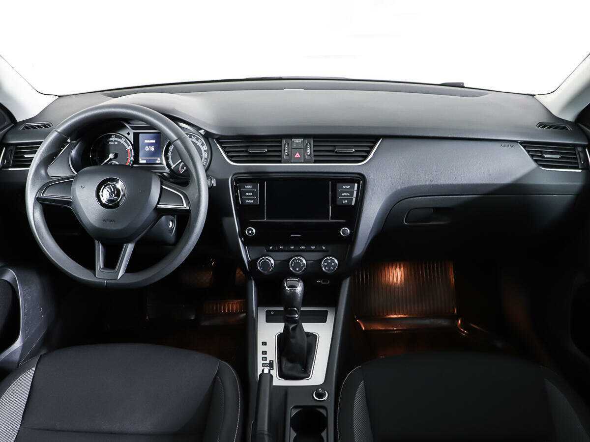 Skoda Octavia, 2018 - Фото №10