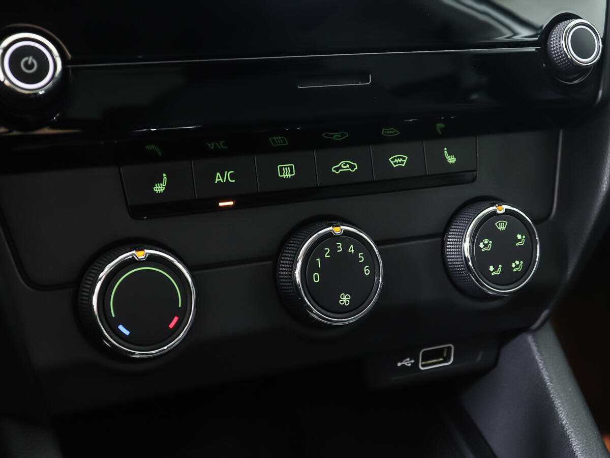 Skoda Octavia, 2018 - Фото №15