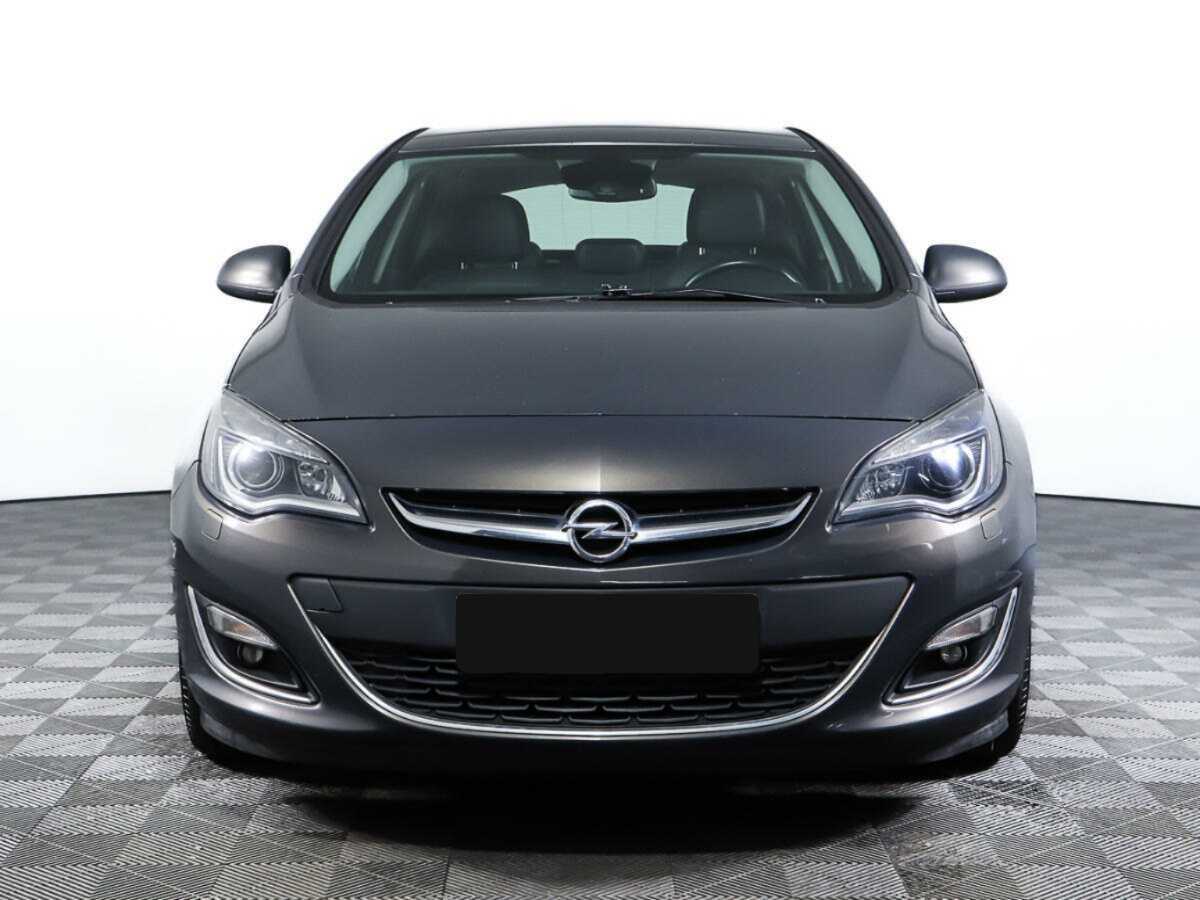 Opel Astra, 2012 - Фото №1