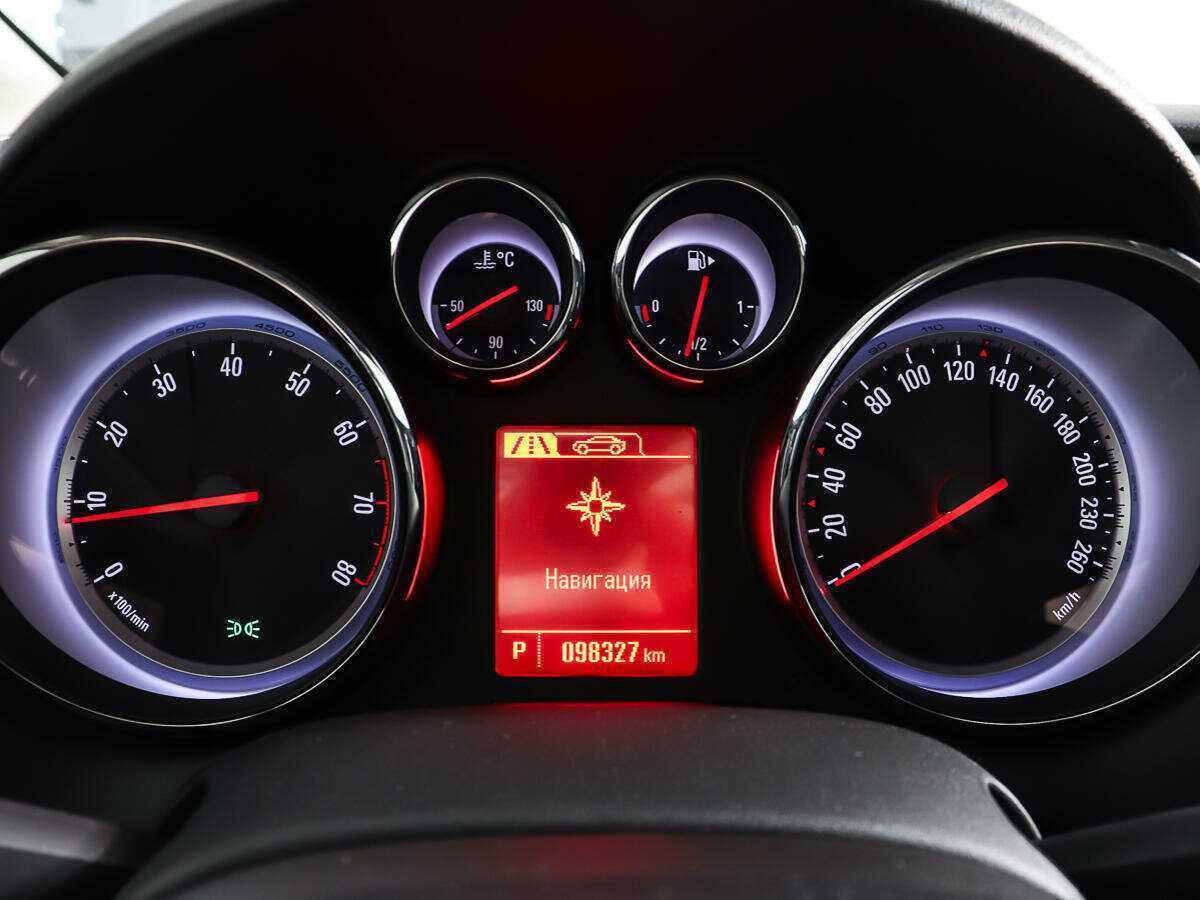 Opel Astra, 2012 - Фото №13