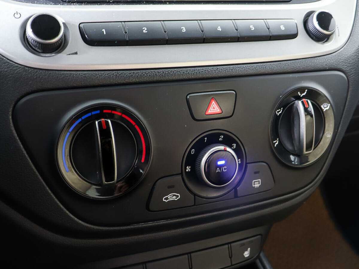 Hyundai Solaris, 2018 - Фото №15