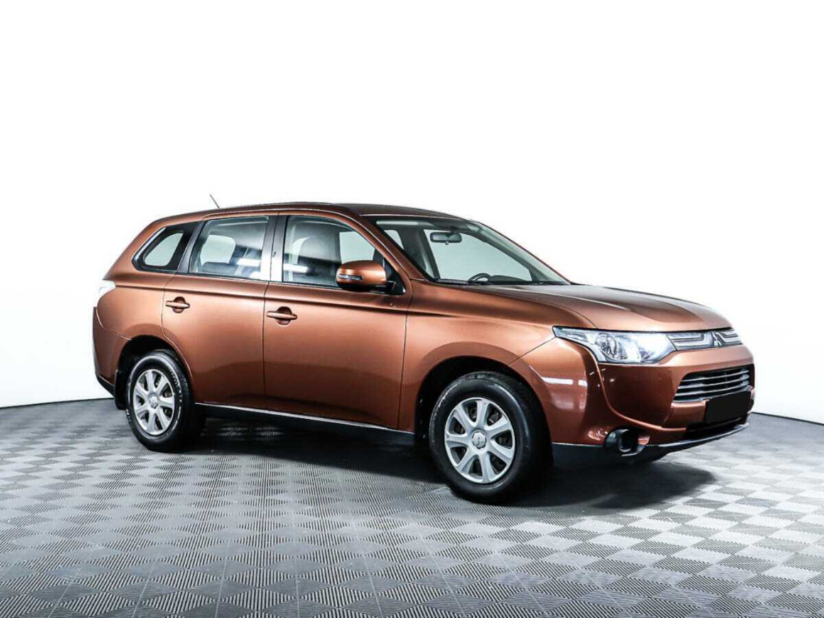 Mitsubishi Outlander, 2012 - Фото №2