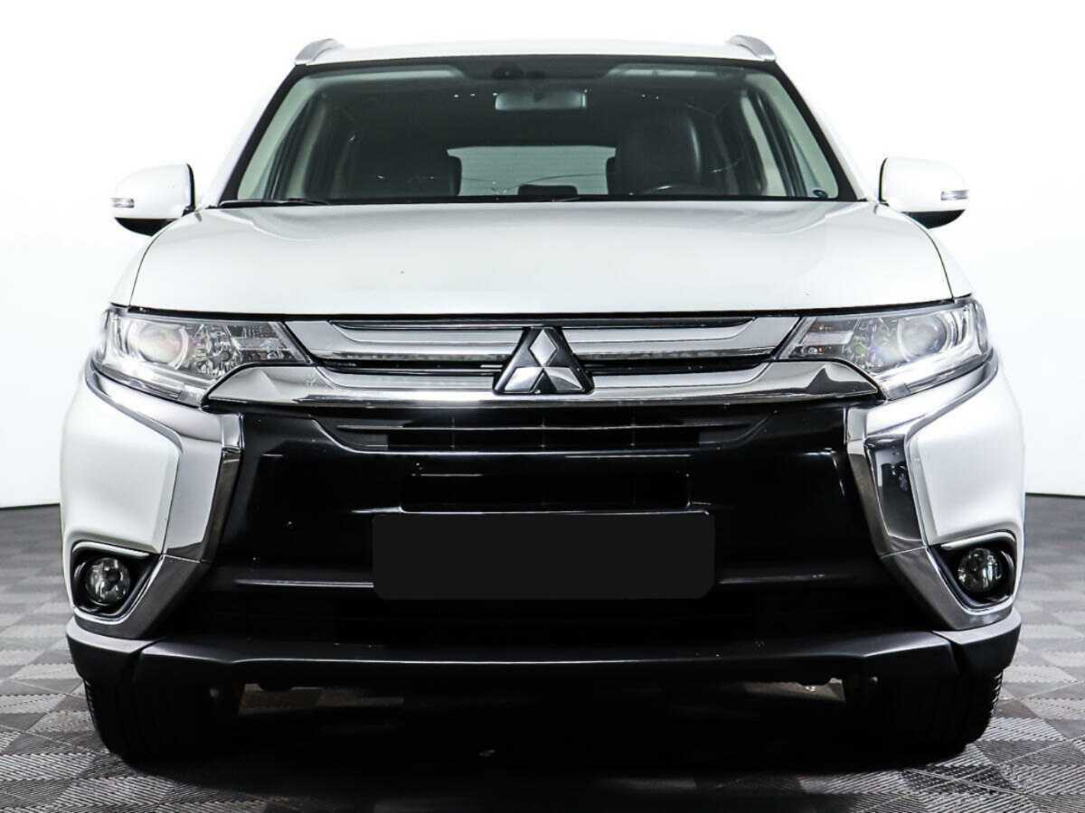 Mitsubishi Outlander, 2015 - Фото №1