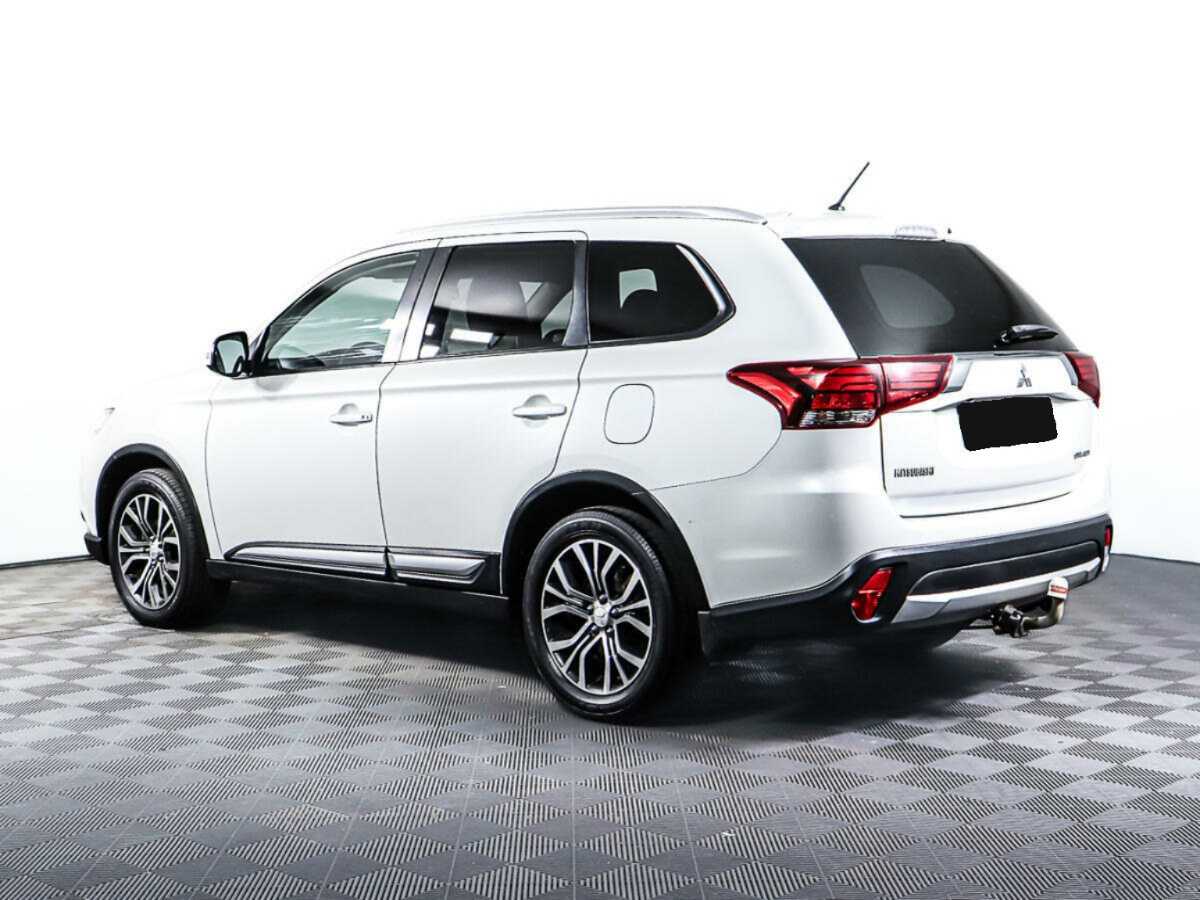 Mitsubishi Outlander, 2015 - Фото №6