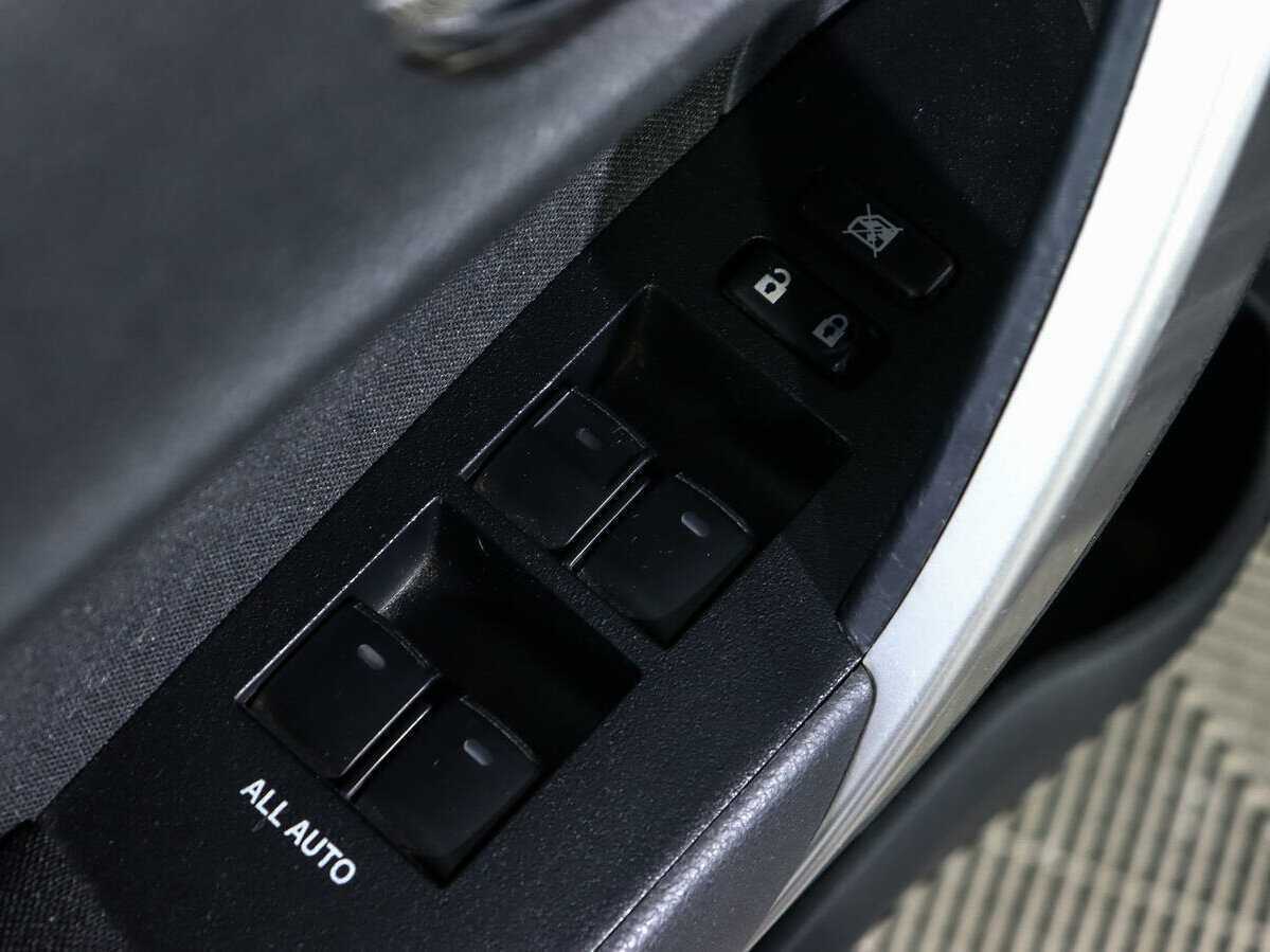 Toyota Corolla, 2016 - Фото №11