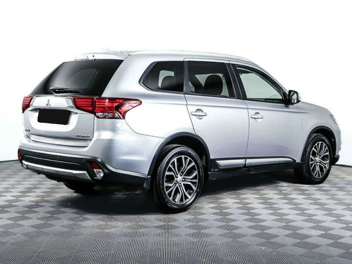 Mitsubishi Outlander, 2016 - Фото №3