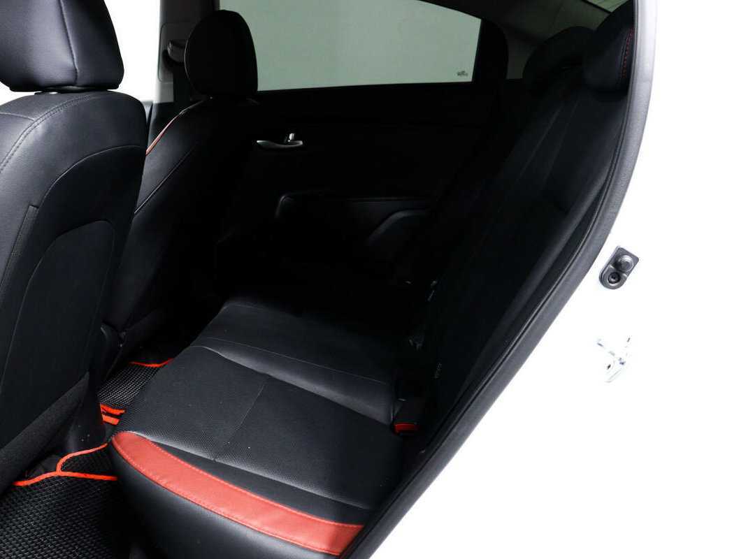 Kia Rio, 2020 - Фото №10