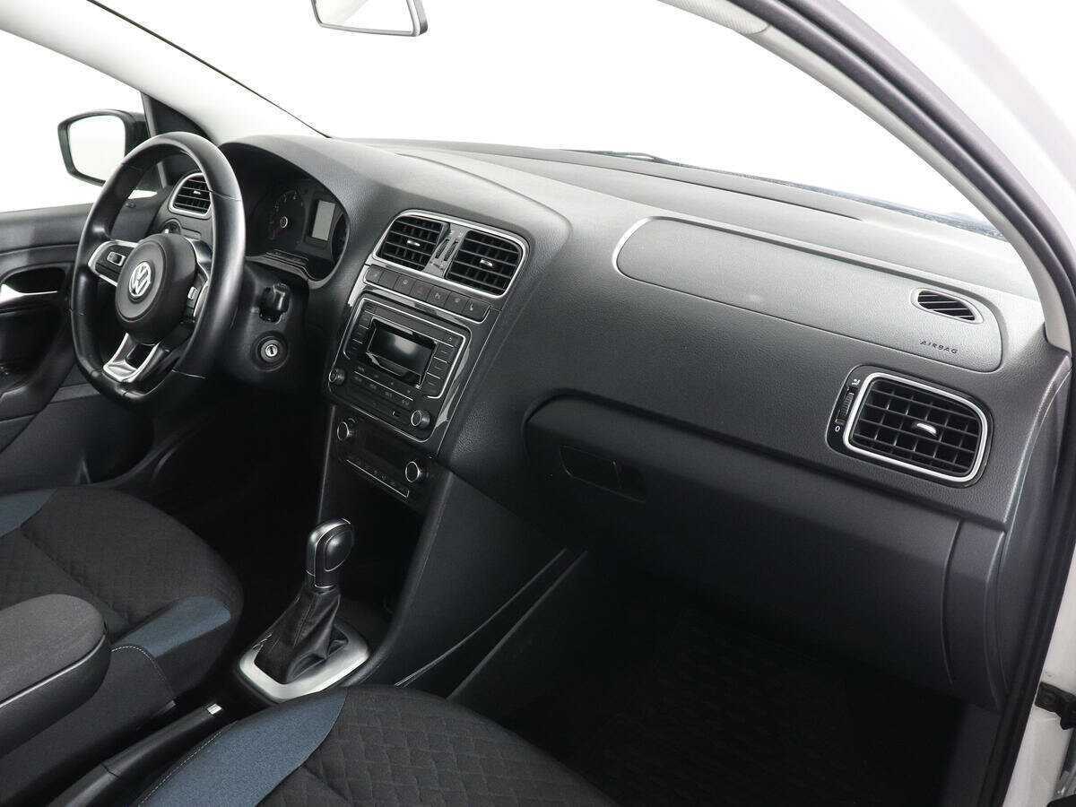 Volkswagen Polo, 2020 - Фото №9