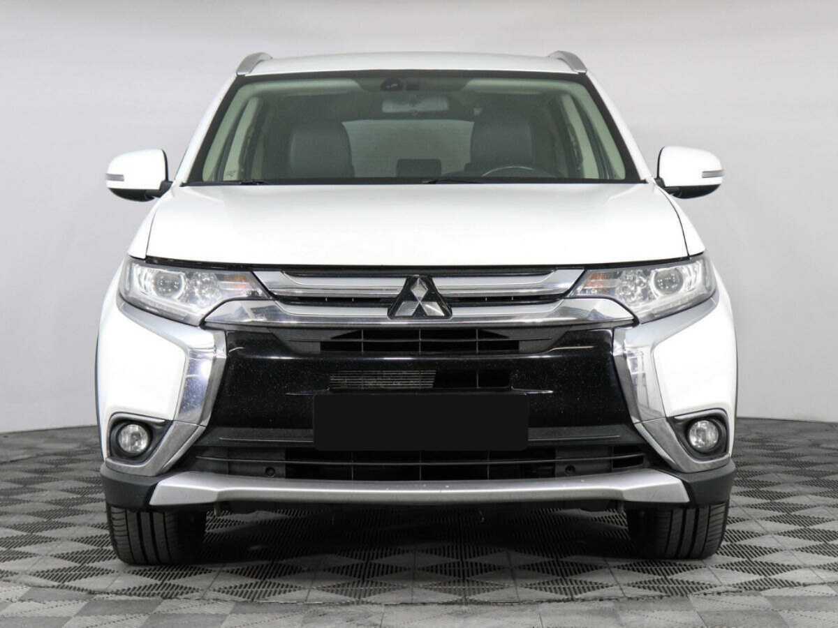 Mitsubishi Outlander, 2015 - Фото №1