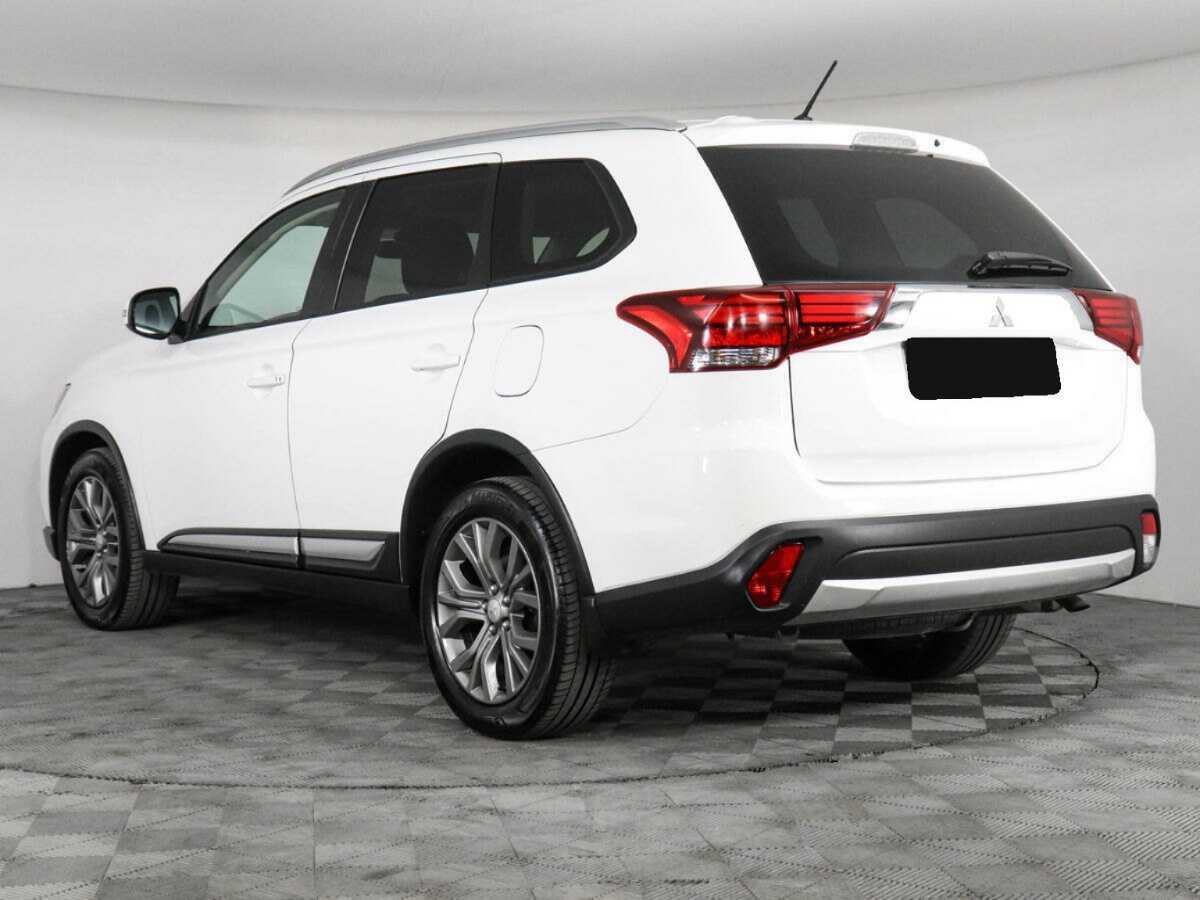 Mitsubishi Outlander, 2015 - Фото №6