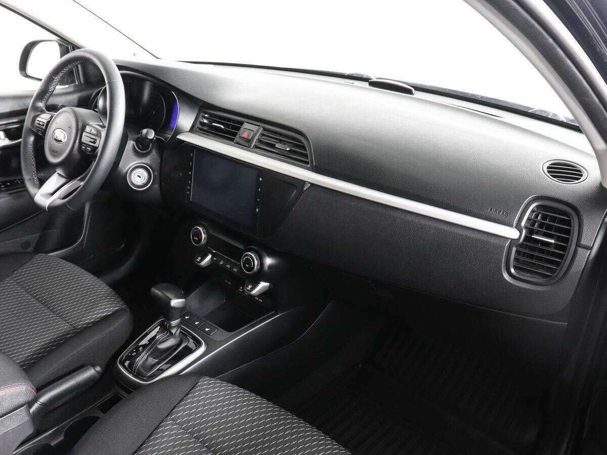Kia Rio X-Line, 2020 - Фото №6
