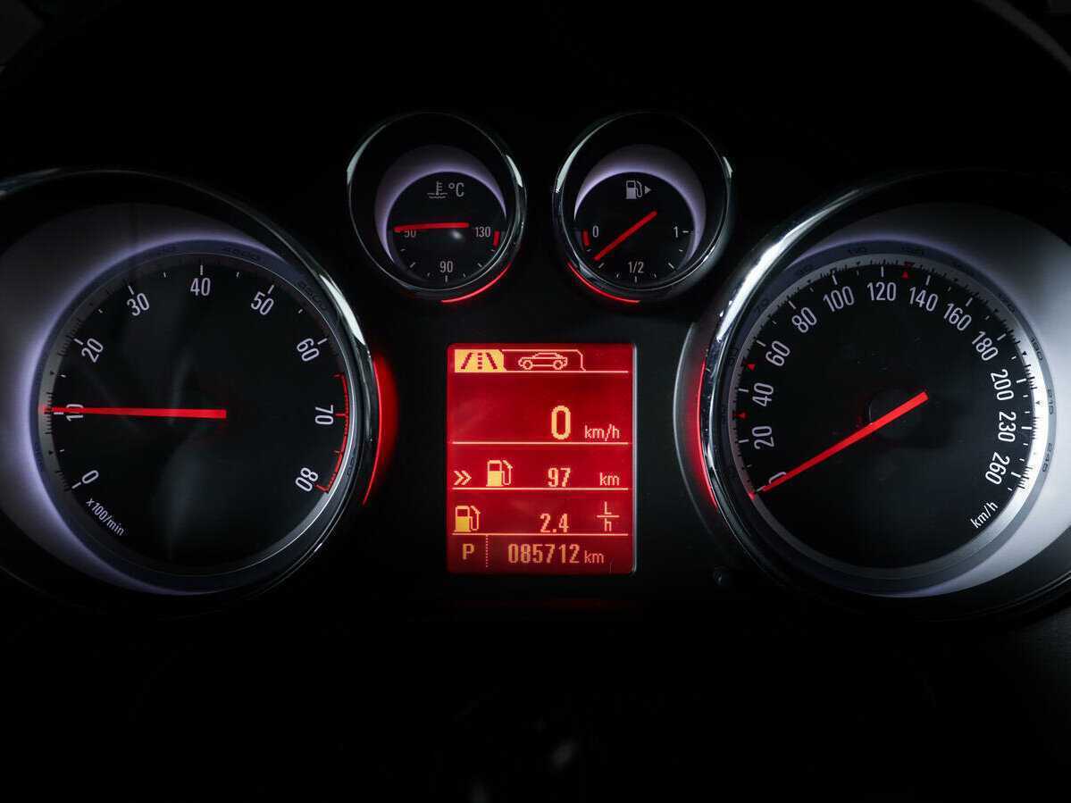 Opel Astra, 2014 - Фото №8